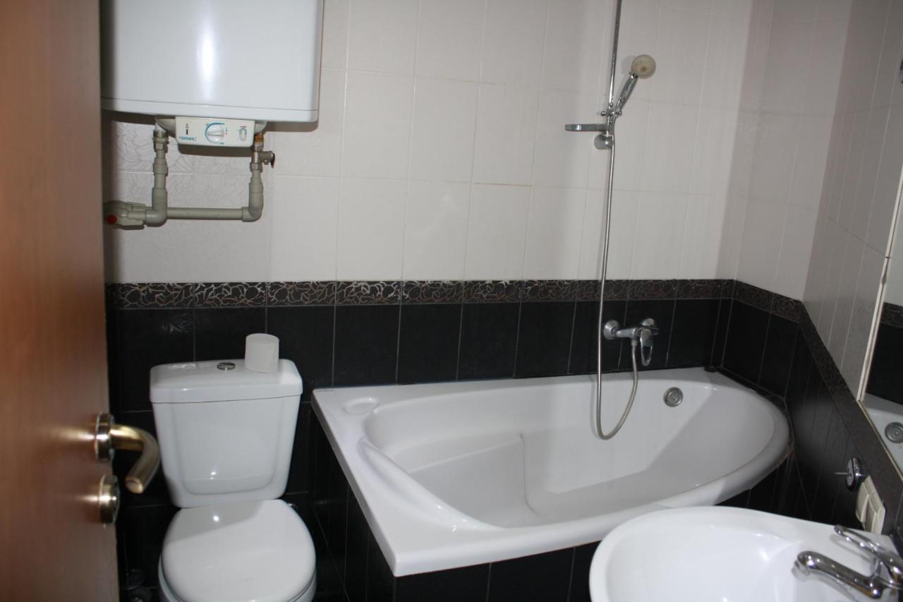 Комната Гостиничного Типа, Алчевских 24 Kharkiv Exterior photo