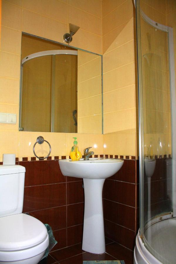 Комната Гостиничного Типа, Алчевских 24 Kharkiv Exterior photo